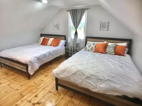 Bedroom - 911 E Babcock Ave, Addison, IL 60101 photo 6 of 6