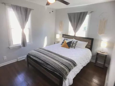 Bedroom - 911 E Babcock Ave, Addison, IL 60101 photo 2 of 6