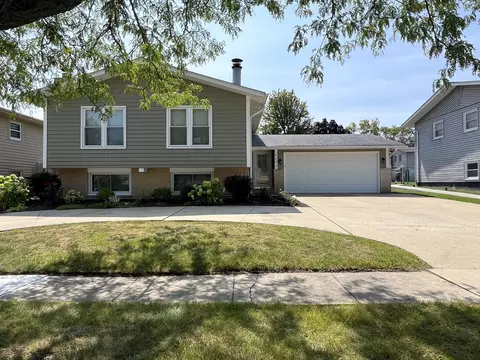 6243 Rio Verde Ave, Oak Forest, IL 60452