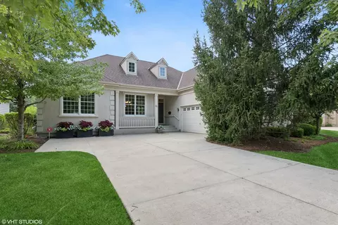25 Aztec Ct, South Barrington, IL 60010