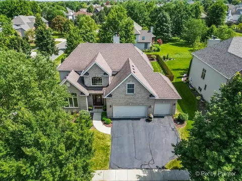 2264 Sutton Dr, South Elgin, IL 60177