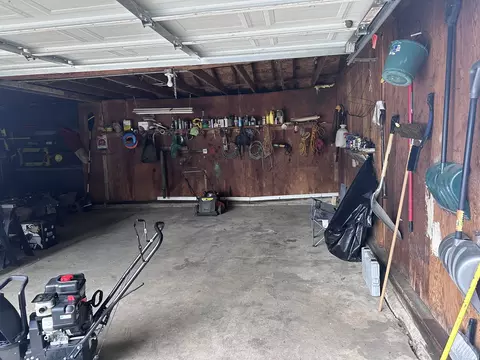 213 Ann St, Elgin, IL 60120 photo 9