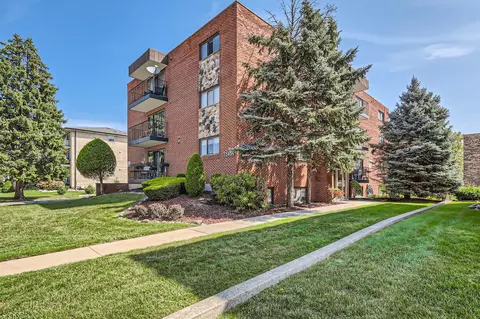10409 Mayfield Ave #1C, Oak Lawn, IL 60453