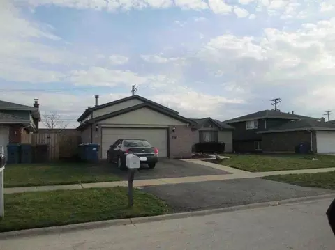 4653 146th St, Midlothian, IL 60445 photo 2
