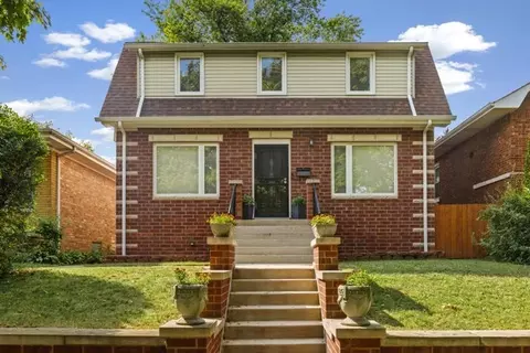 7059 26th Pkwy, Berwyn, IL 60402