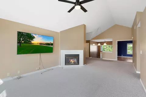 366 Ashford Cir #3, Bartlett, IL 60103 photo 2