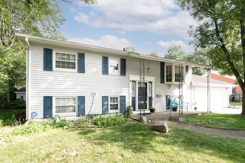 34 Chippewa Dr, Thornton, IL 60476 photo 2