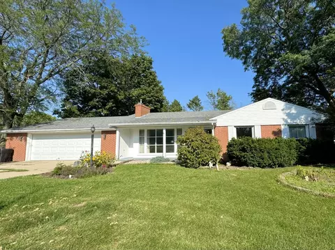 3402 15th Ave, Sterling, IL 61081