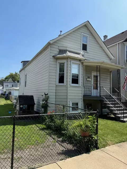 Exterior - 3949 S Artesian Ave, Chicago, IL 60632 photo 2 of 4