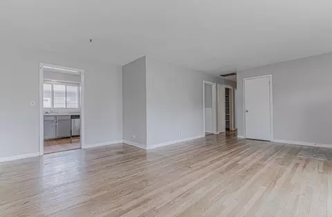 1102 Williams Ave, Deerfield, IL 60015 photo 4