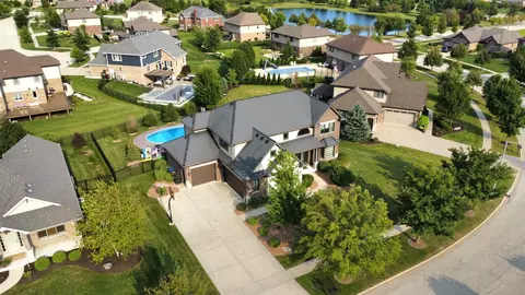 1832 Brogan Dr, New Lenox, IL 60451