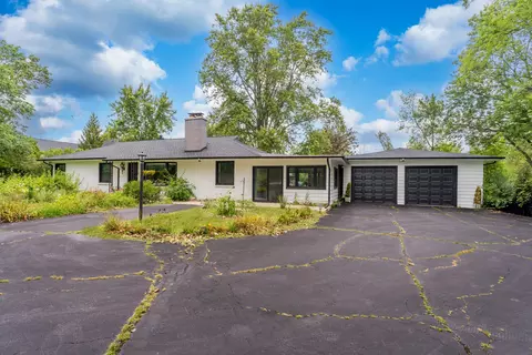 2970 Duffy Ln, Riverwoods, IL 60015