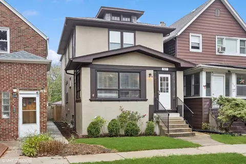 517 N Humphrey Ave, Oak Park, IL 60302
