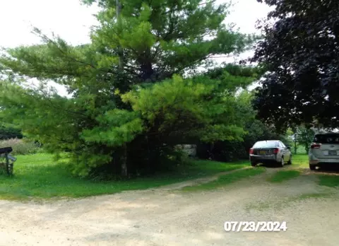 3569 W Egan Rd, Leaf River, IL 61047 photo 4