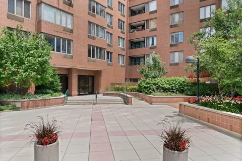 801 S Plymouth Ct #718, Chicago, IL 60605