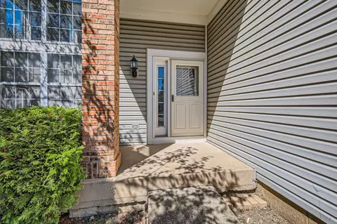 1346 Geneva Ln, Bartlett, IL 60103 photo 5