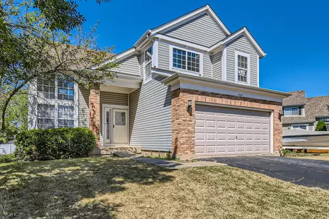 1346 Geneva Ln, Bartlett, IL 60103