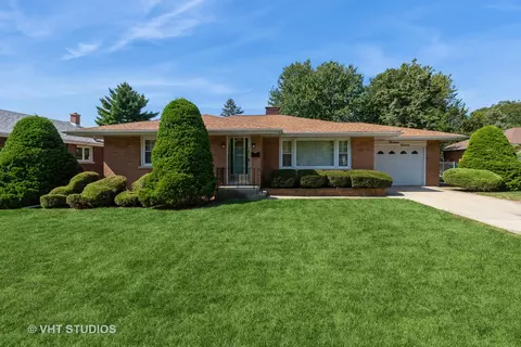 1411 Highland Ave, Joliet, IL 60435