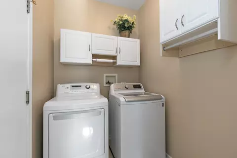 121 Boulder Dr, Gilberts, IL 60136 photo 14