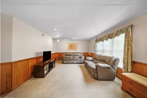 Living - Undisclosed, Wheaton, IL 60189 photo 1 of 2