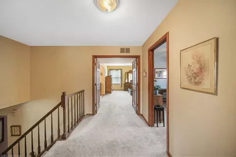 Entry Way - Undisclosed, Wheaton, IL 60189 photo 3 of 3