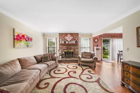 Other - Undisclosed, Wheaton, IL 60189 photo 2 of 7
