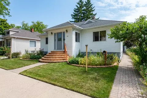 1123 N Ash St, Waukegan, IL 60085