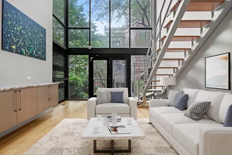 Living - 52 E Cedar St, Chicago, IL 60611 photo 1 of 8
