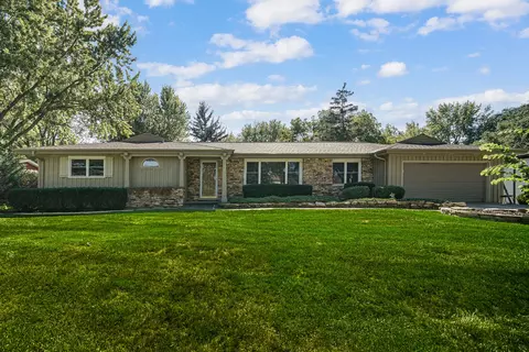 322 Meadowlark Rd, Bloomingdale, IL 60108