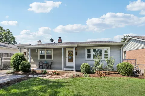 444 N Maple Ave, Wood Dale, IL 60191