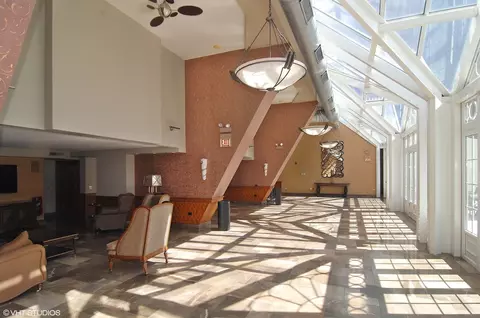 111 E Chestnut St #45A, Chicago, IL 60611 photo 30
