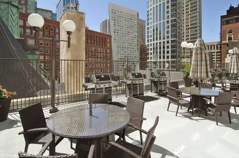 111 E Chestnut St #45A, Chicago, IL 60611 photo 27