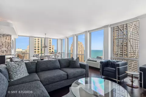 111 E Chestnut St #45A, Chicago, IL 60611 photo 10