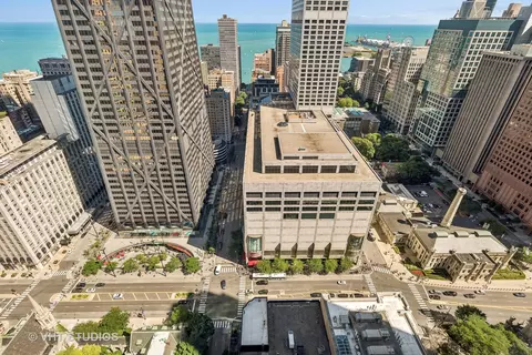 111 E Chestnut St #45A, Chicago, IL 60611 photo 24