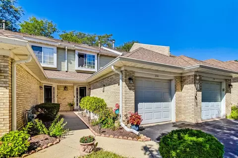 330 Lakeview Cir, Bolingbrook, IL 60440
