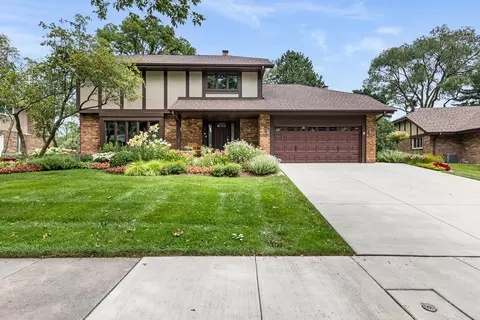 1260 Andrus Ave, Downers Grove, IL 60516