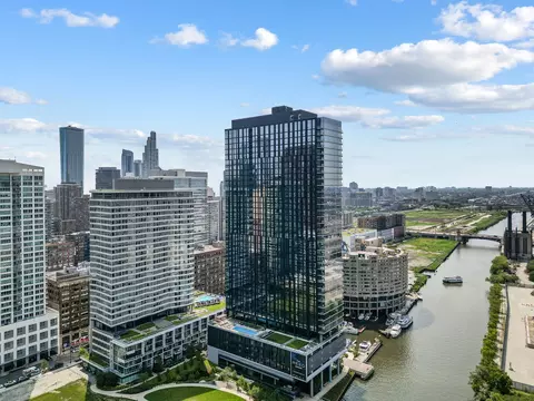 234 W Polk St #2402, Chicago, IL 60607