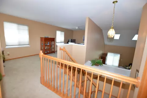 Entry Way - 5708 Fieldstone Trl, Mchenry, IL 60050 photo 2 of 2