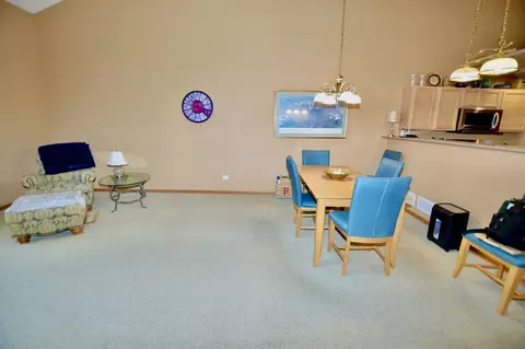 Dining - 5708 Fieldstone Trl, Mchenry, IL 60050 photo 1 of 2