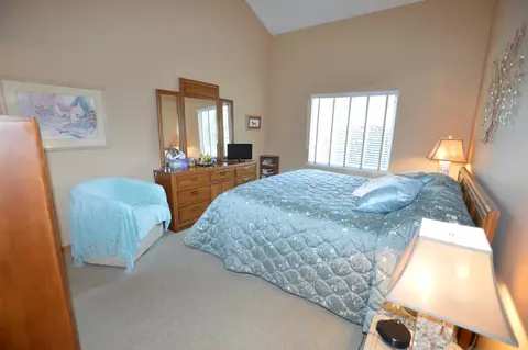 Bedroom - 5708 Fieldstone Trl, Mchenry, IL 60050 photo 1 of 3
