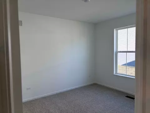 104 Ellis Rd, Algonquin, IL 60102 photo 8