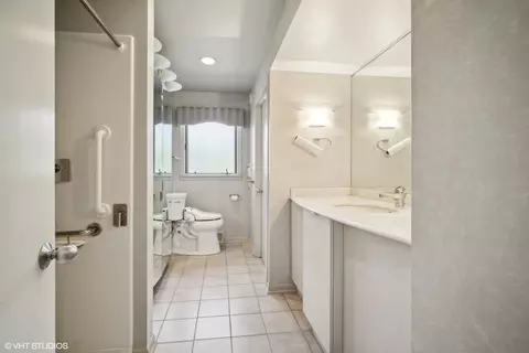 1318 Pendleton Ln, Glenview, IL 60025 photo 13