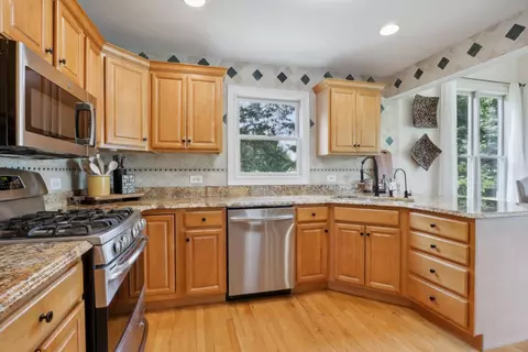 902 Dolder Ln, Spring Grove, IL 60081 photo 14
