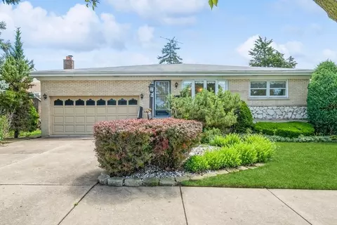 9805 Canavan Ct N, Niles, IL 60714