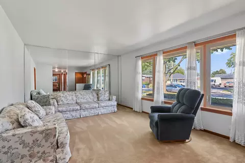 Other - 2734 Joseph Ave, Des Plaines, IL 60018 photo 2 of 4