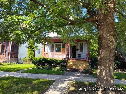 12048 S Parnell Ave, Chicago, IL 60628