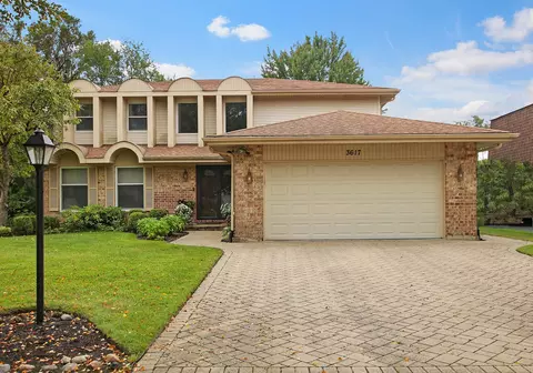 3617 Keenan Ln, Glenview, IL 60026