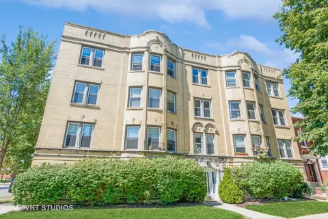 6200 N Claremont Ave #2, Chicago, IL 60659