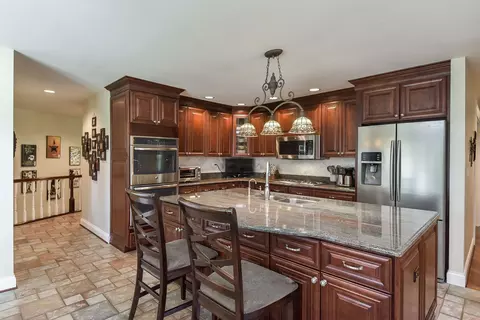 4 N445 Mountain Ash Dr, Wayne, IL 60184 photo 7