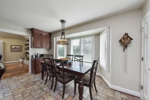 4 N445 Mountain Ash Dr, Wayne, IL 60184 photo 9